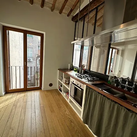 Apartment Greci *