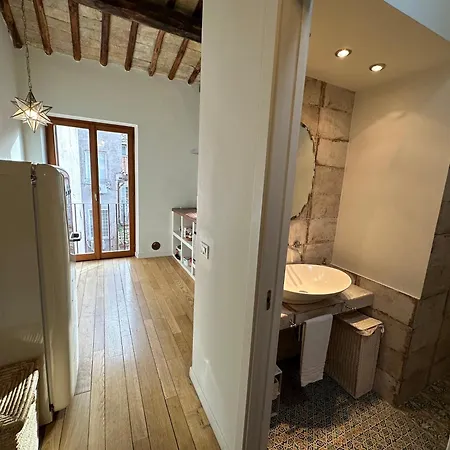 Greci Apartment *